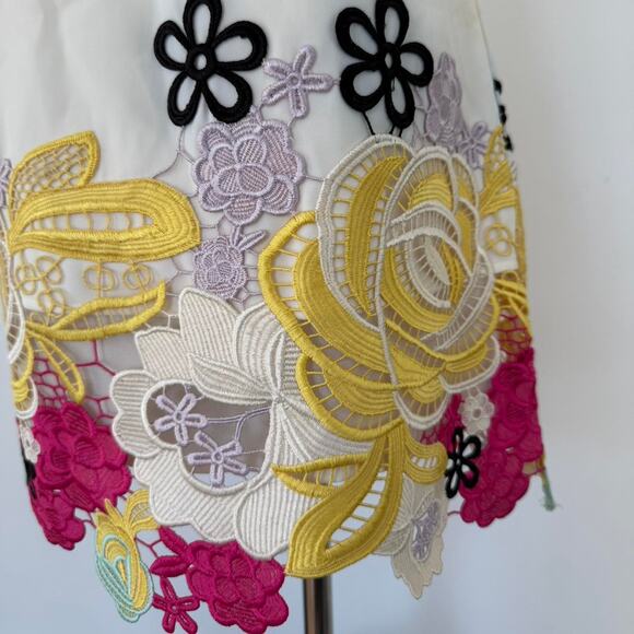 LAUNDRY BY SHELLI SEGAL MULTICOLOR FLORAL LACE TRIM DRESS - Picture 2 of 8